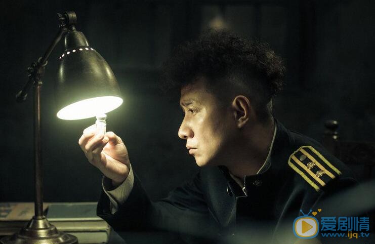 文章《剃刀边缘》剧照 文章高清写真_文章高清剧照