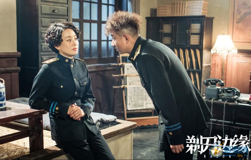 文章《剃刀边缘》剧照 文章高清写真_文章高清剧照