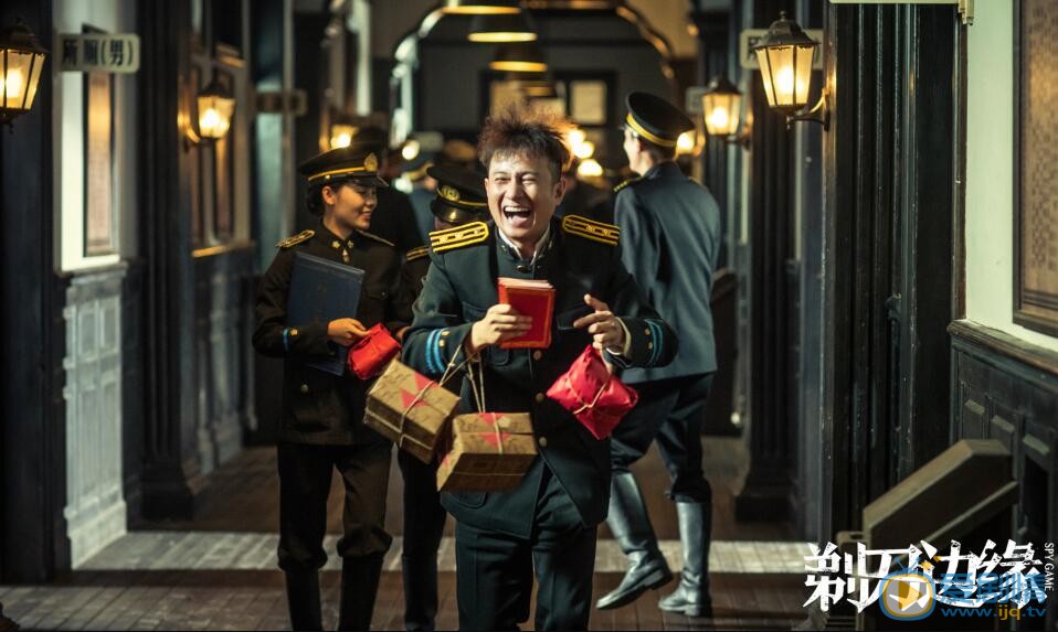 文章《剃刀边缘》剧照 文章高清写真_文章高清剧照
