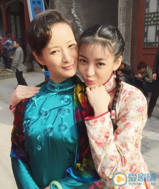 李眸片场照 李眸高清写真_李眸高清剧照