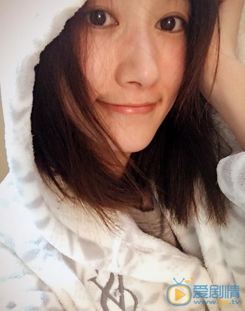 白茹生活照 白茹高清写真_白茹高清剧照