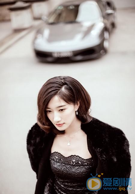 白茹街拍写真 白茹高清写真_白茹高清剧照