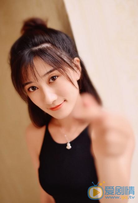 白茹休闲写真 白茹高清写真_白茹高清剧照