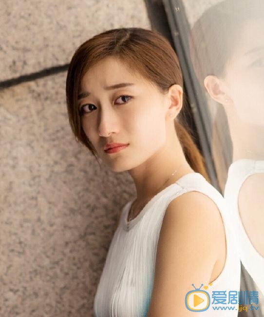 白茹街拍写真 白茹高清写真_白茹高清剧照