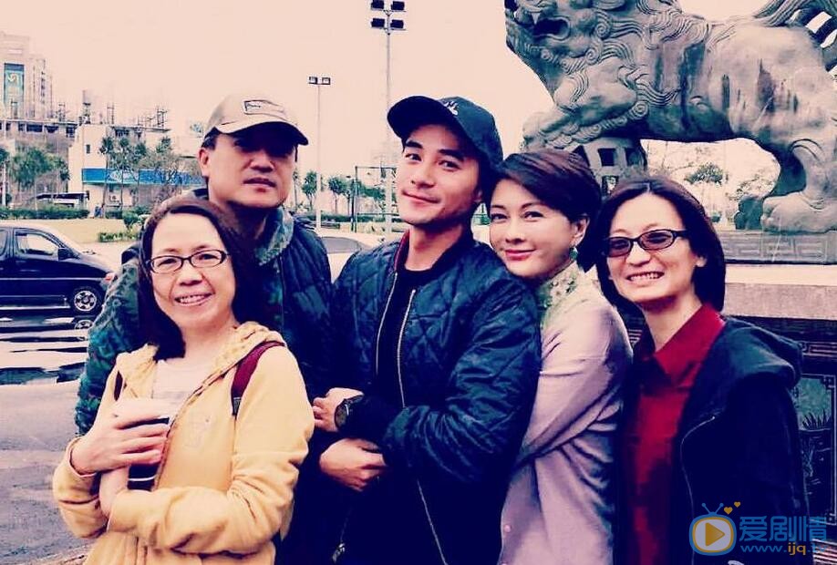 是元介合照 是元介高清写真_是元介高清剧照