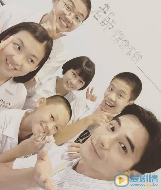 是元介《老师你会不会回来》照 是元介高清写真_是元介高清剧照