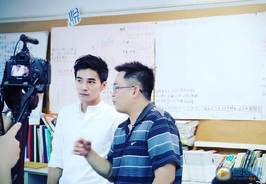 是元介《老师你会不会回来》照 是元介高清写真_是元介高清剧照