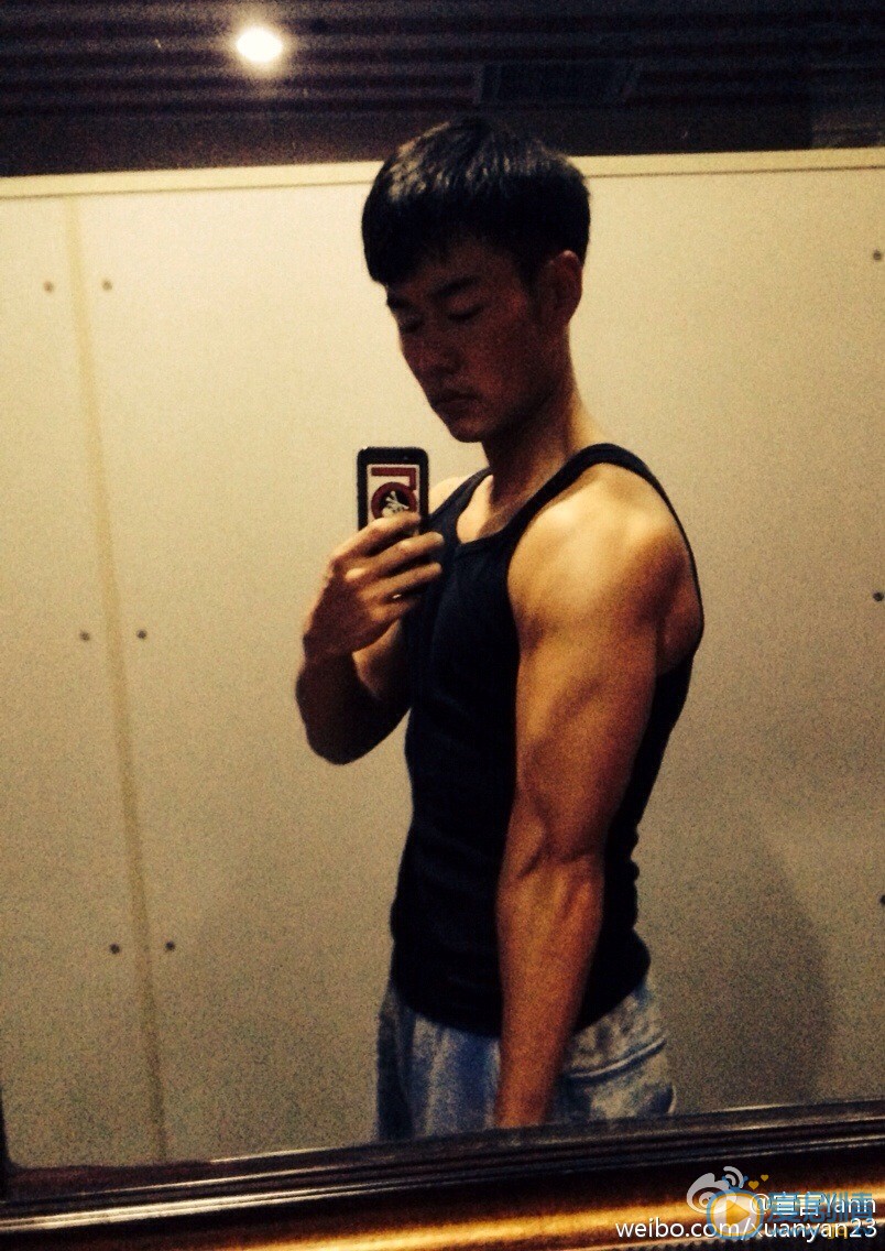 宣言健身肌肉大片 宣言高清写真_宣言高清剧照