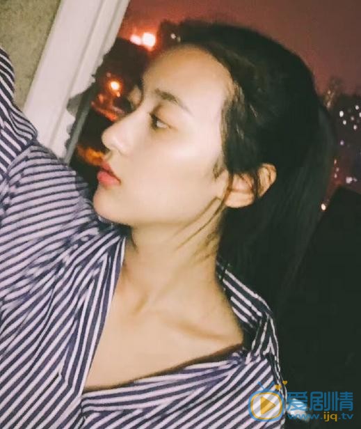 马月生活照 马月高清写真_马月高清剧照