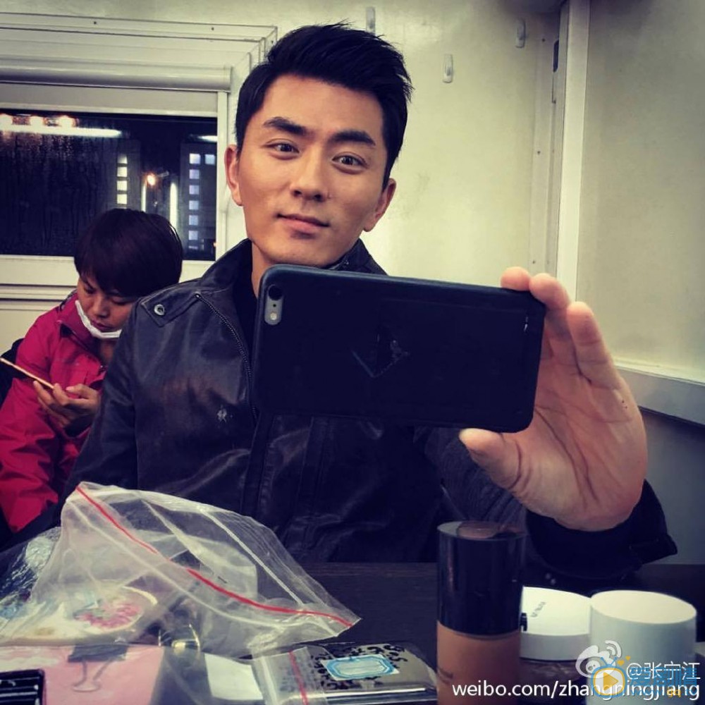 张宁江生活照 张宁江高清写真_张宁江高清剧照