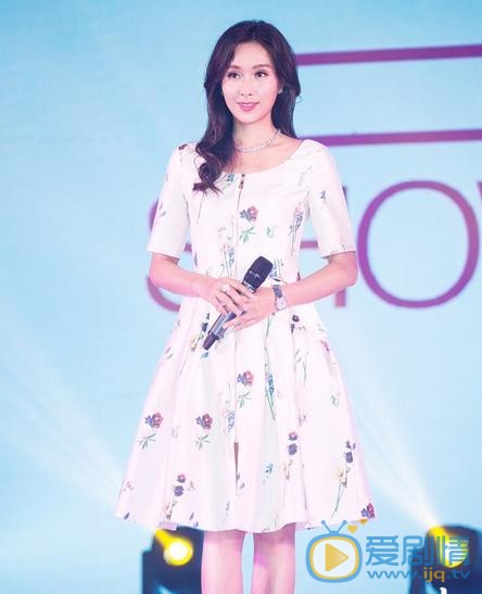 杨恭如活动照 杨恭如活动照