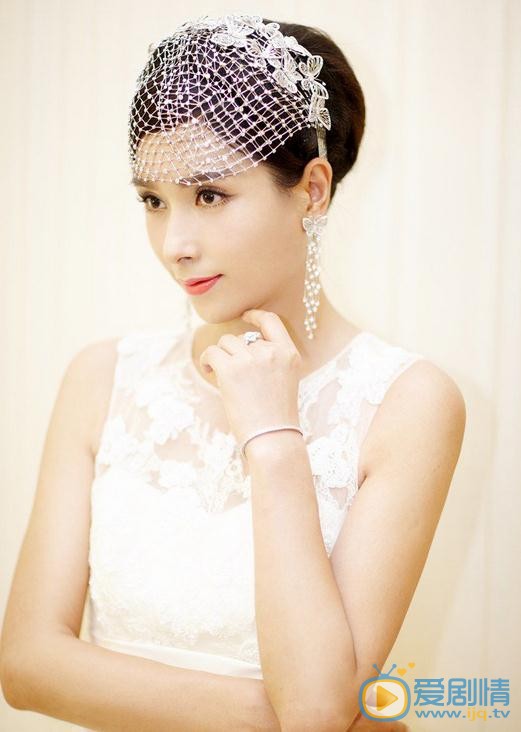 杨恭如活动照 杨恭如高清写真_杨恭如高清剧照