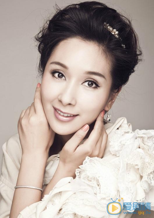 杨恭如白色写真 杨恭如高清写真_杨恭如高清剧照