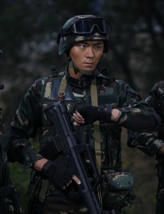 热血尖兵陆飞和司马战歌为什么相互敌视？陆飞和司马战歌有什么矛盾？