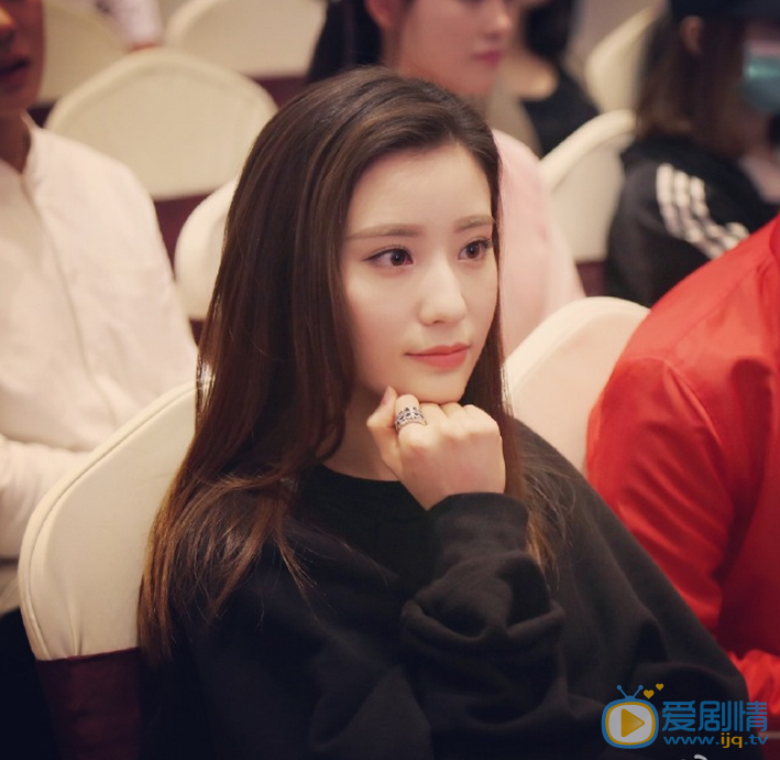 鲍天琦活动照 鲍天琦高清写真_鲍天琦高清剧照
