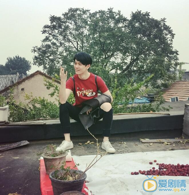 黄鹤立生活照 黄鹤立高清写真_黄鹤立高清剧照