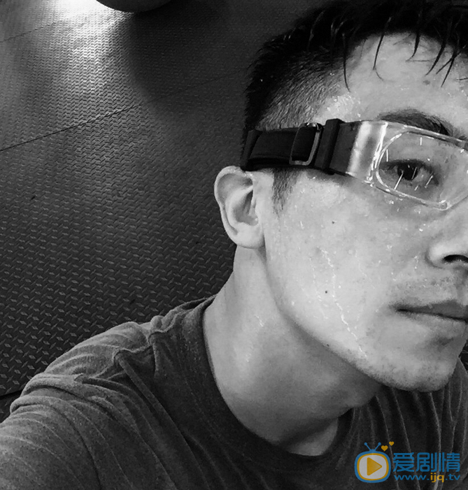 朱亚文生活照 朱亚文高清写真_朱亚文高清剧照