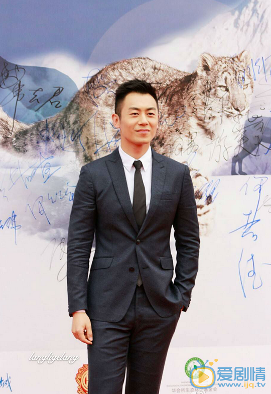 朱亚文颁奖活动 朱亚文高清写真_朱亚文高清剧照