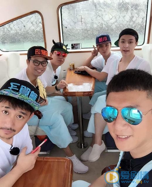 张艺兴极限男人帮照 张艺兴高清写真_张艺兴高清剧照