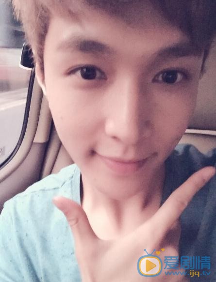 张艺兴生活照 张艺兴高清写真_张艺兴高清剧照