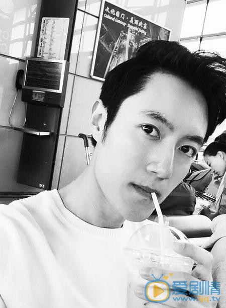 张鑫生活照 张鑫高清写真_张鑫高清剧照