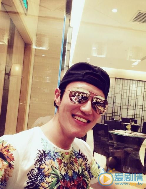 张鑫生活照 张鑫高清写真_张鑫高清剧照