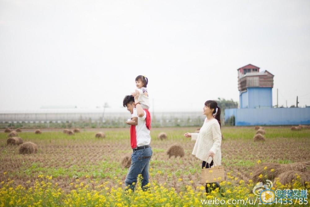 梁又琳全家福 梁又琳高清写真_梁又琳高清剧照