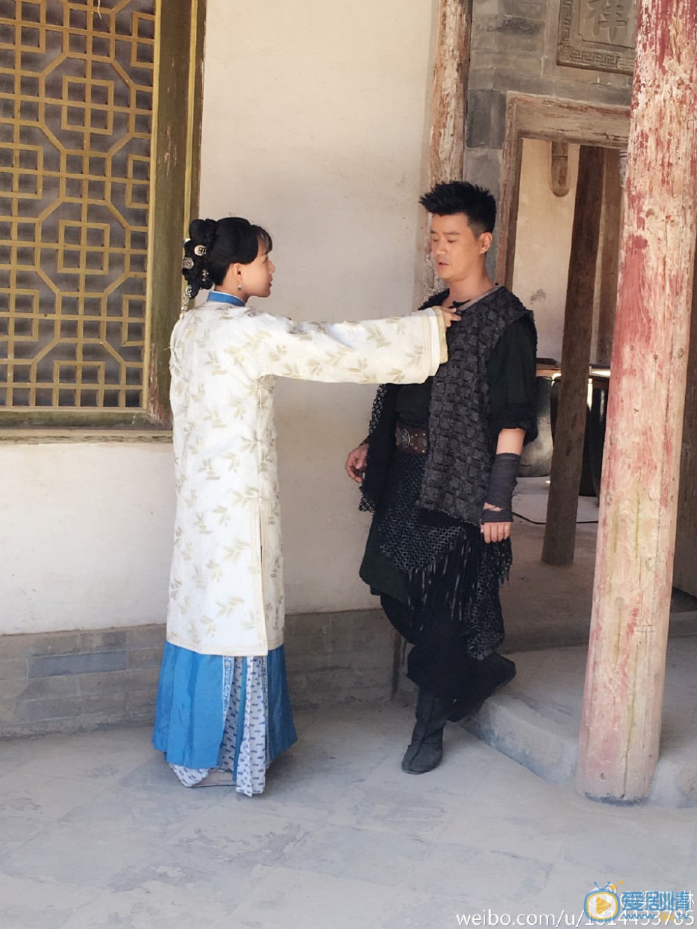 梁又琳全家福 梁又琳高清写真_梁又琳高清剧照