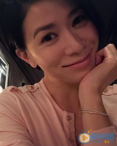 佘诗曼生活照 佘诗曼高清写真_佘诗曼高清剧照