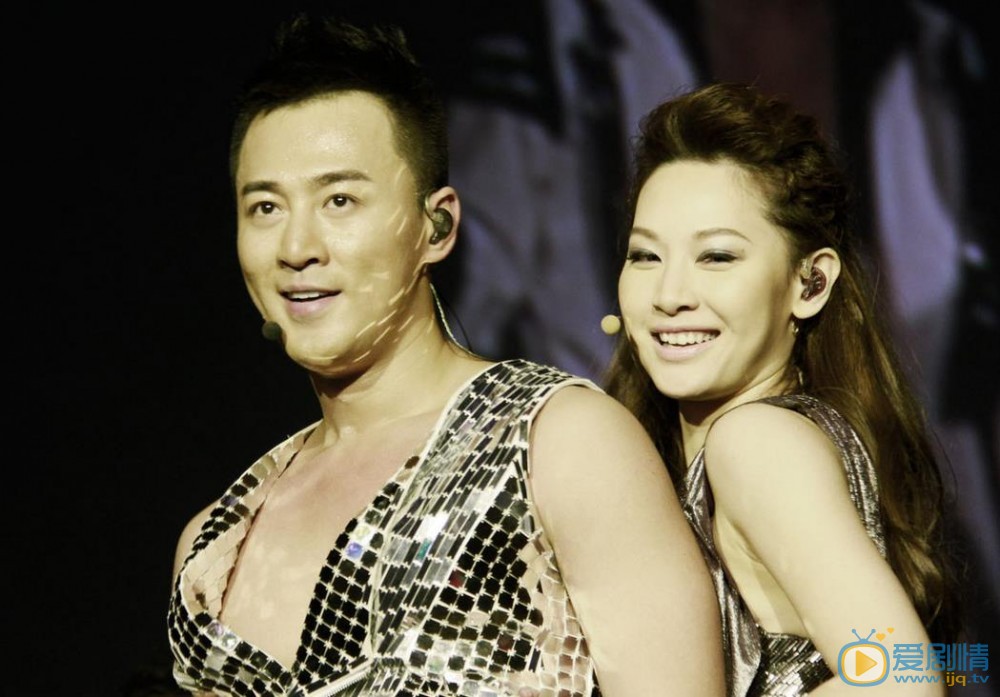 徐子珊演唱会热舞照 徐子珊高清写真_徐子珊高清剧照
