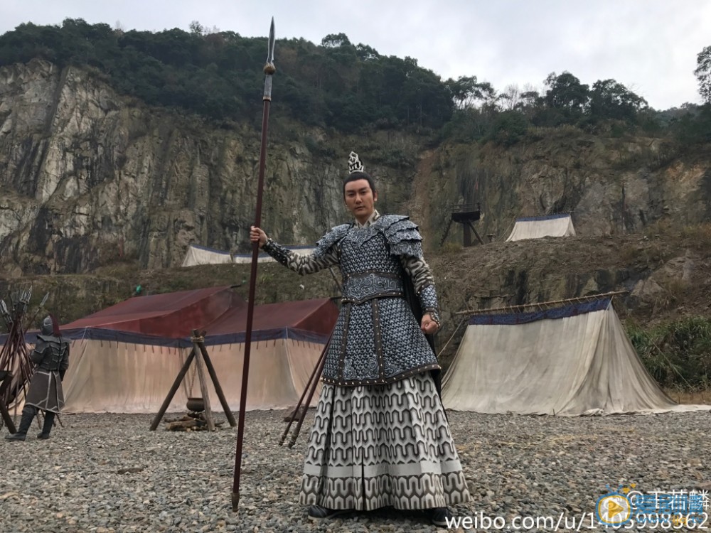 王若麟片场照 王若麟高清写真_王若麟高清剧照