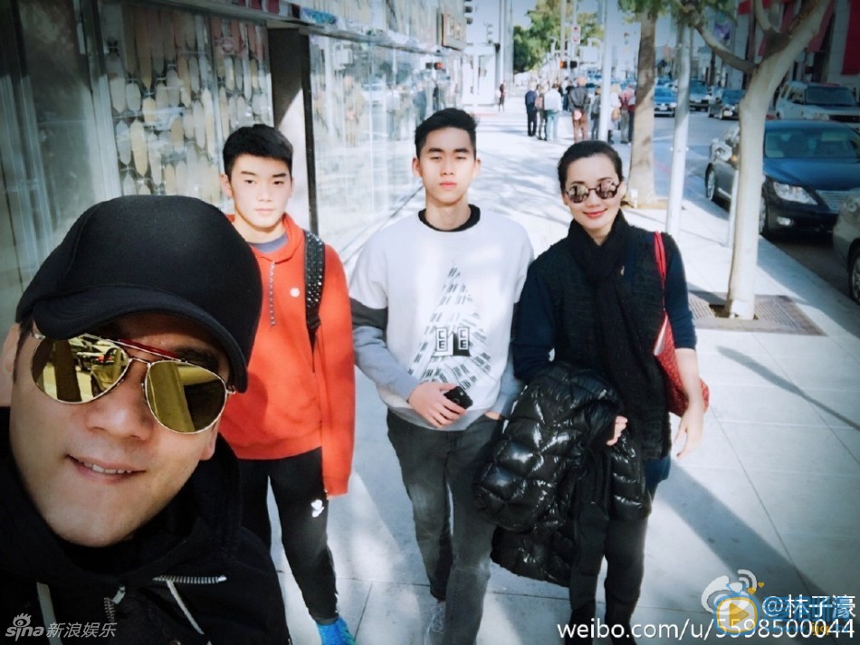 林依轮全家福 林依轮高清写真_林依轮高清剧照