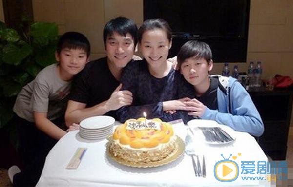林依轮全家福 林依轮高清写真_林依轮高清剧照