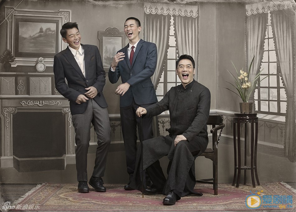 林依轮全家福 林依轮高清写真_林依轮高清剧照