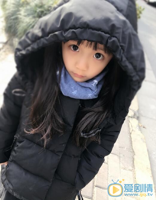 冯雪雅生活照 冯雪雅高清写真_冯雪雅高清剧照