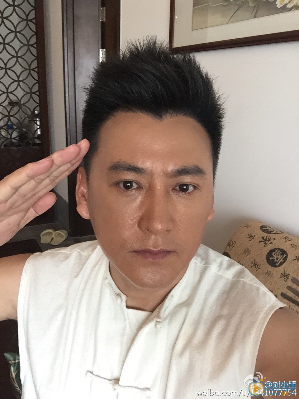 刘小锋生活照 刘小锋高清写真_刘小锋高清剧照