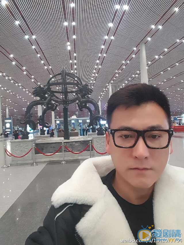 刘小锋生活照 刘小锋高清写真_刘小锋高清剧照