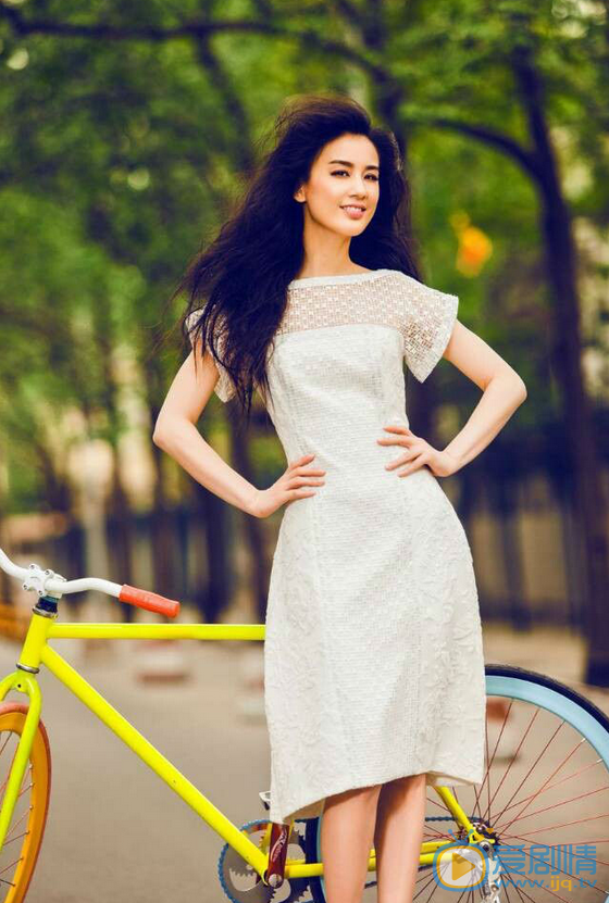 黄圣依街拍写真 黄圣依高清写真_黄圣依高清剧照