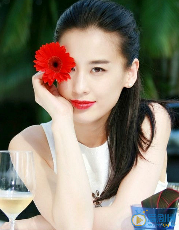 黄圣依街拍写真 黄圣依高清写真_黄圣依高清剧照