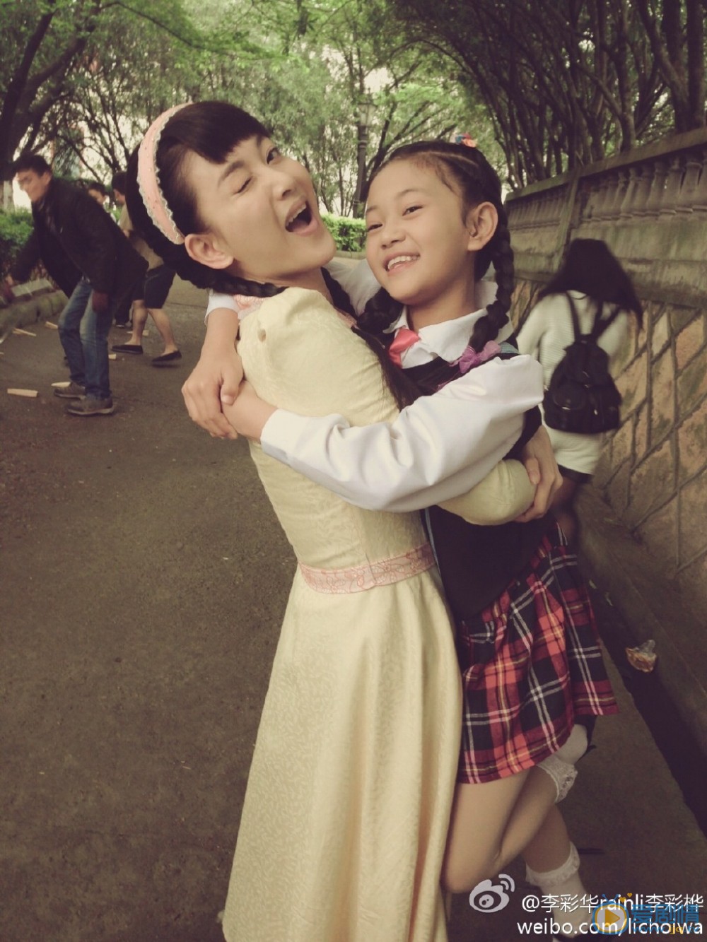 李彩桦片场照 李彩桦高清写真_李彩桦高清剧照