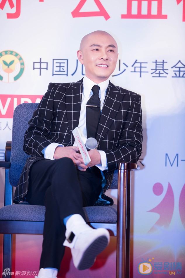 张卫健出席活动照 张卫健高清写真_张卫健高清剧照