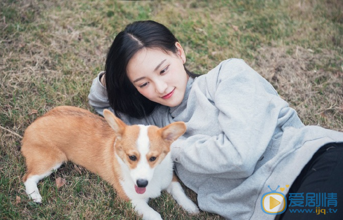 黄灿灿元气写真 黄灿灿高清写真_黄灿灿高清剧照
