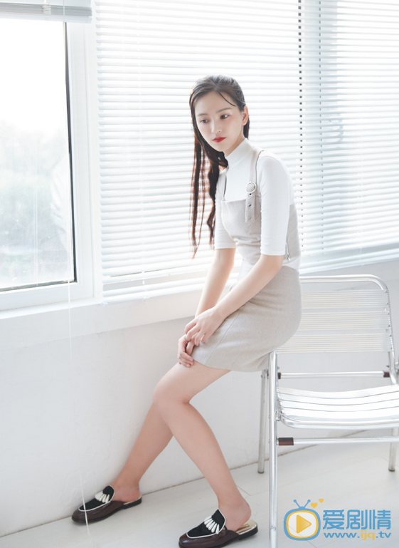 黄灿灿生活美照 黄灿灿高清写真_黄灿灿高清剧照