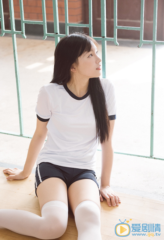 黄灿灿生活美照 黄灿灿高清写真_黄灿灿高清剧照
