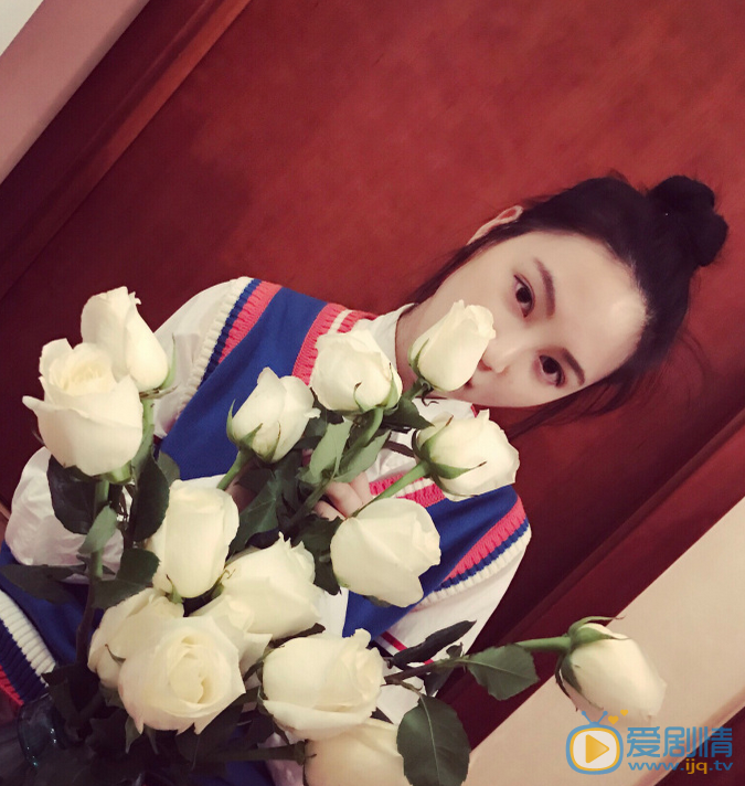 黄灿灿生活照 黄灿灿高清写真_黄灿灿高清剧照