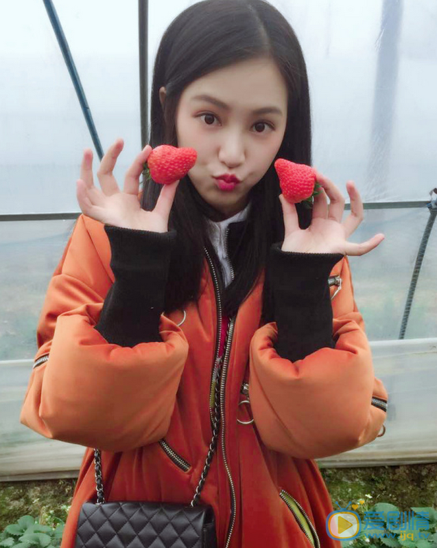 黄灿灿生活照 黄灿灿高清写真_黄灿灿高清剧照