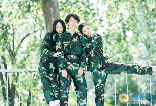 黄灿灿毕业照 黄灿灿高清写真_黄灿灿高清剧照