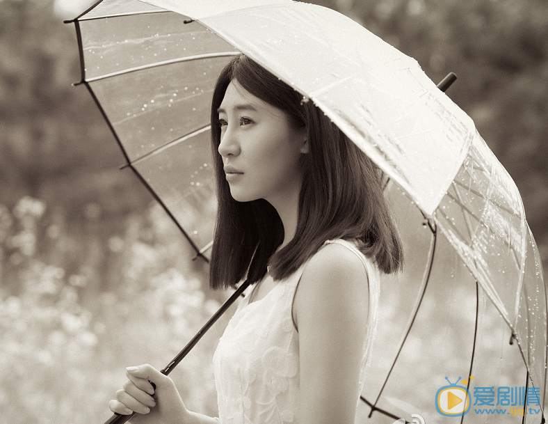 殷果儿黑白写真 殷果儿高清写真_殷果儿高清剧照