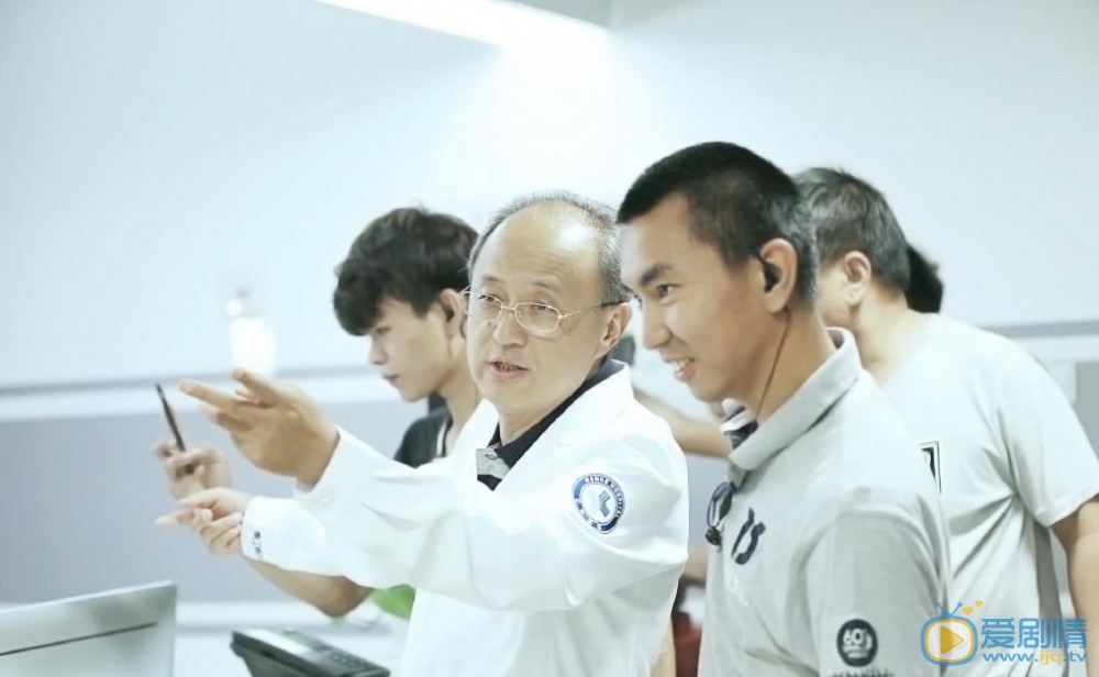 杨新鸣《外科风云》剧照 杨新鸣高清写真_杨新鸣高清剧照