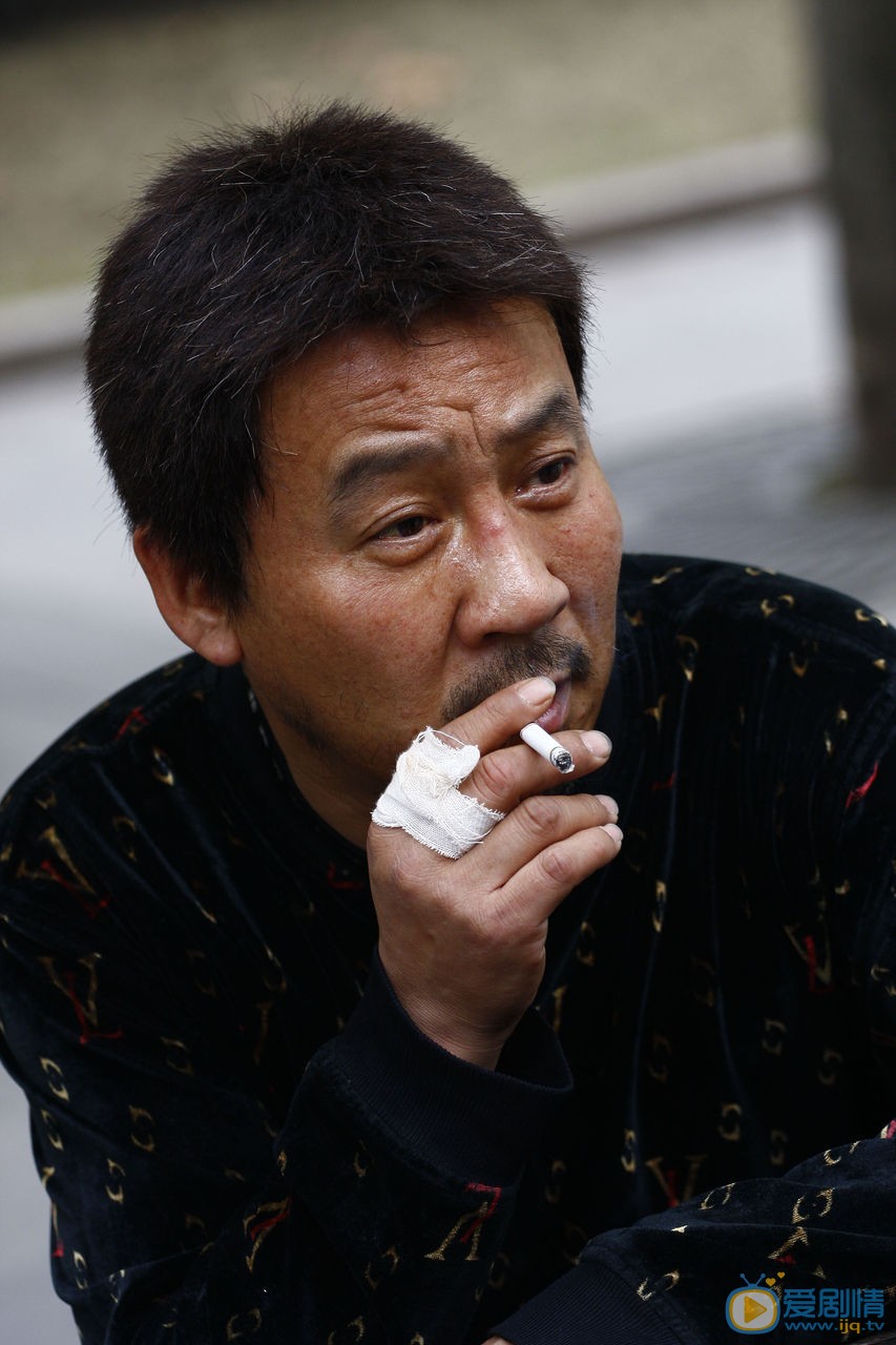 马少骅《外乡人》剧照 马少骅高清写真_马少骅高清剧照